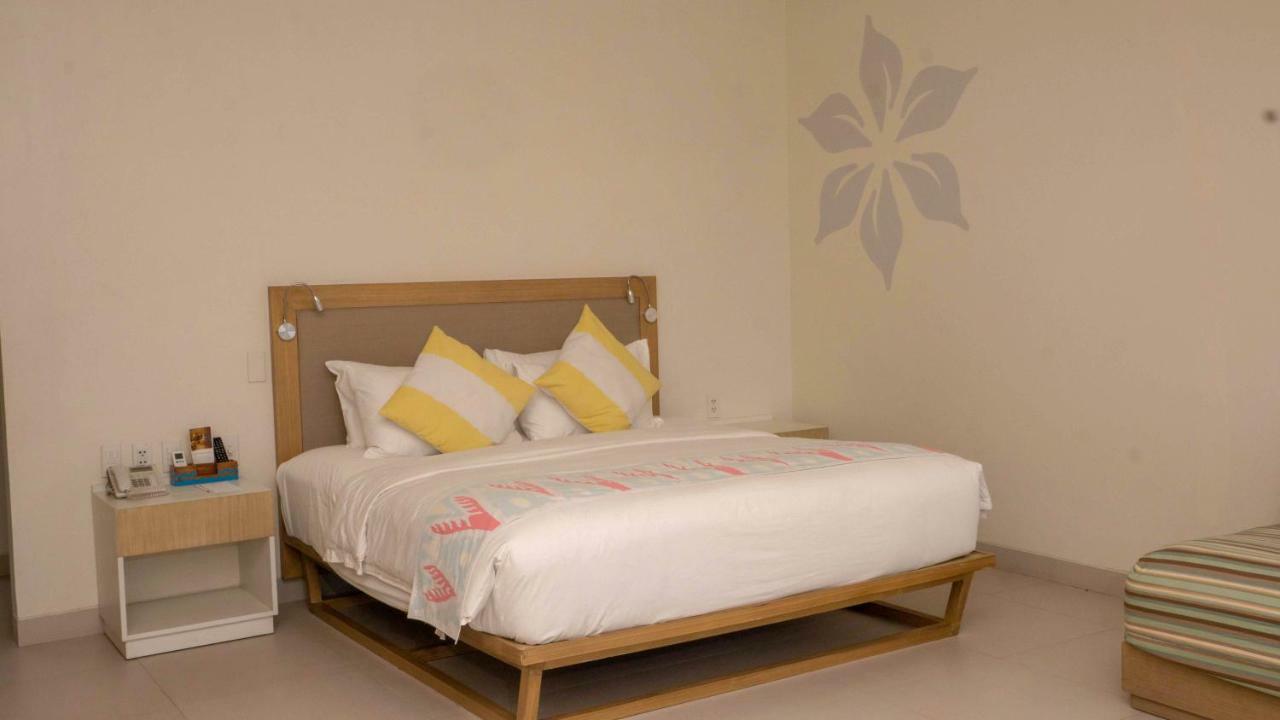 באלר Costa Pacifica Resort מראה חיצוני תמונה